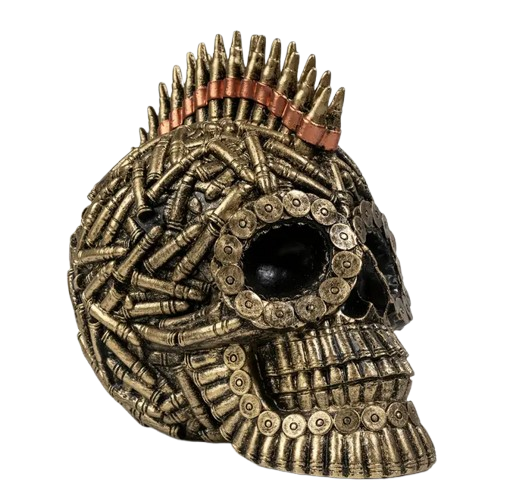 Freigestellter Totenkopf aus Polyresin mit umlaufendem Patronen-Design