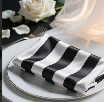 TableART - Motiv Stoffservietten  elegantes Streifen deSIGN