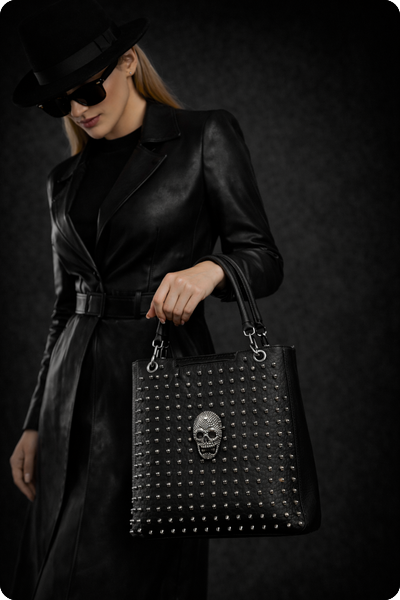 Urban Statement Bag Skull – Nieten Design | Handtasche & Crossbody Black