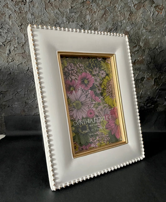 Frame Object - White Leather