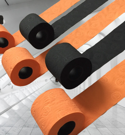 MIX ONE – BLACK & ORANGE EDITION | deSIGN Toilettenpapier 3-lagig (12 Rollen)